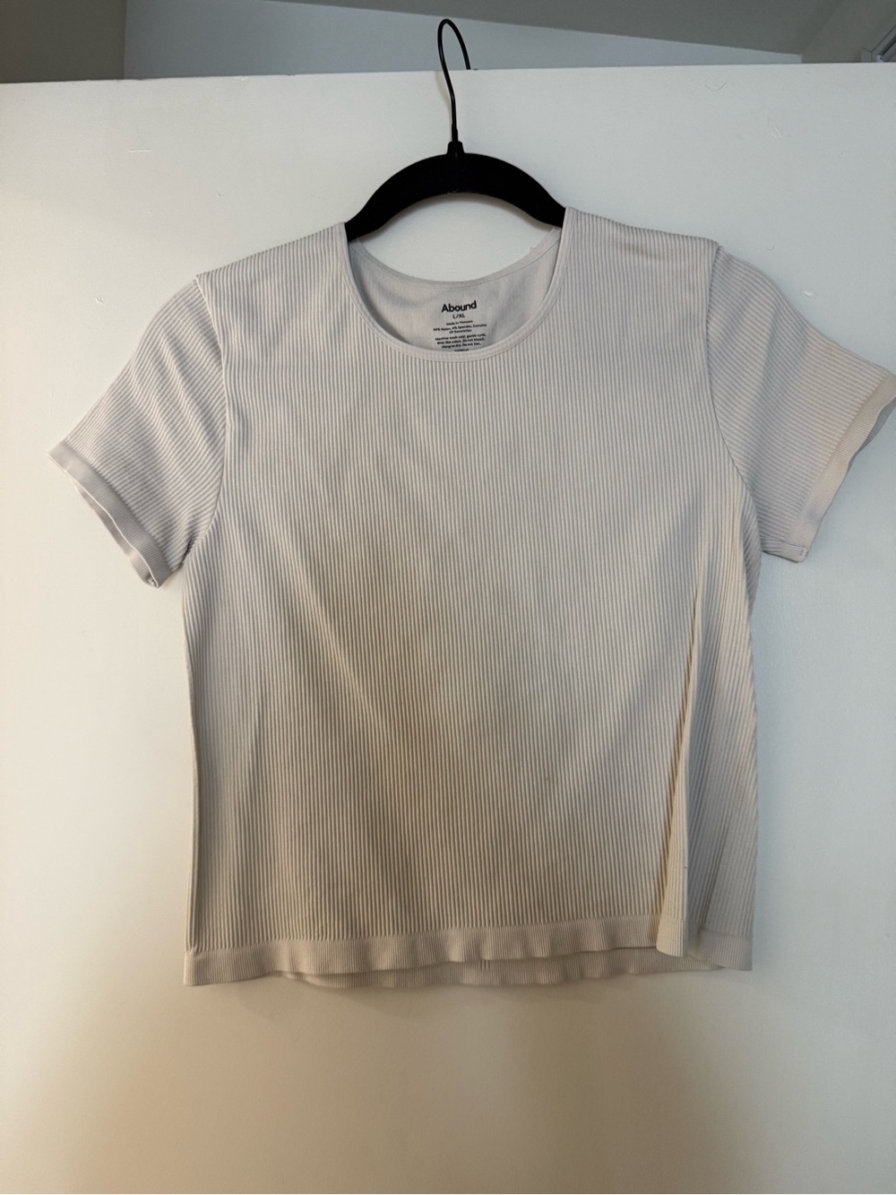 Ribbed athletic tee